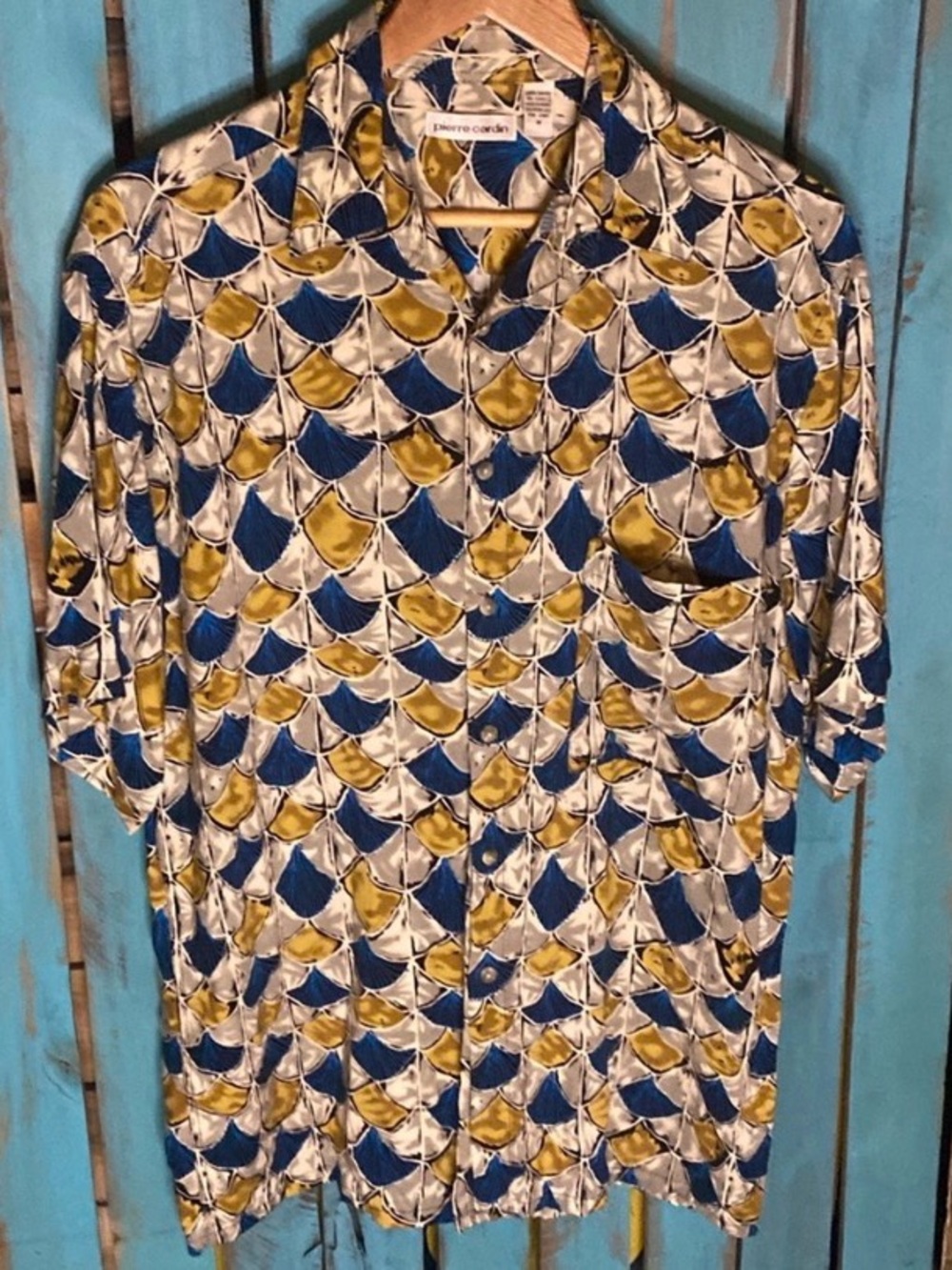 Vintage 90s Pierre Cardin nylon lounge shirt size medium gold blue gray Korea